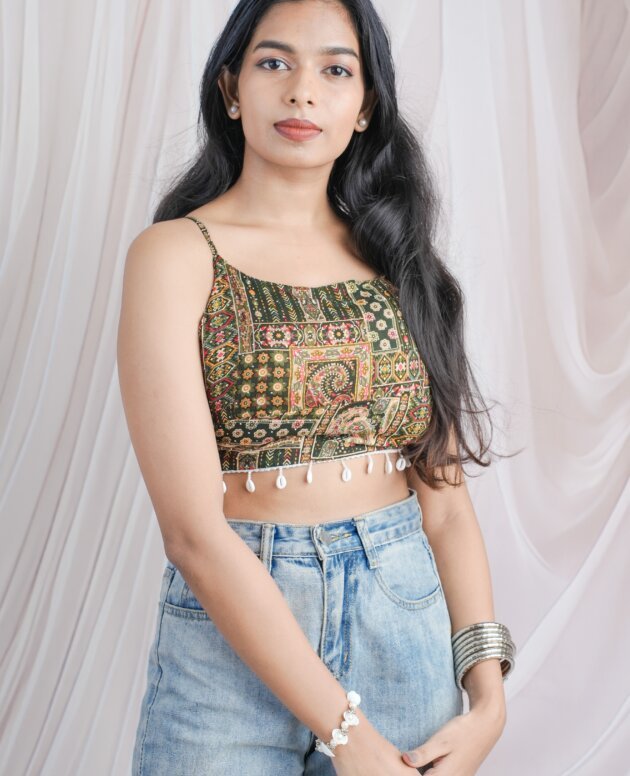 Kalamkari Tie-Back Crop Top With Cowrie Shell Detailing