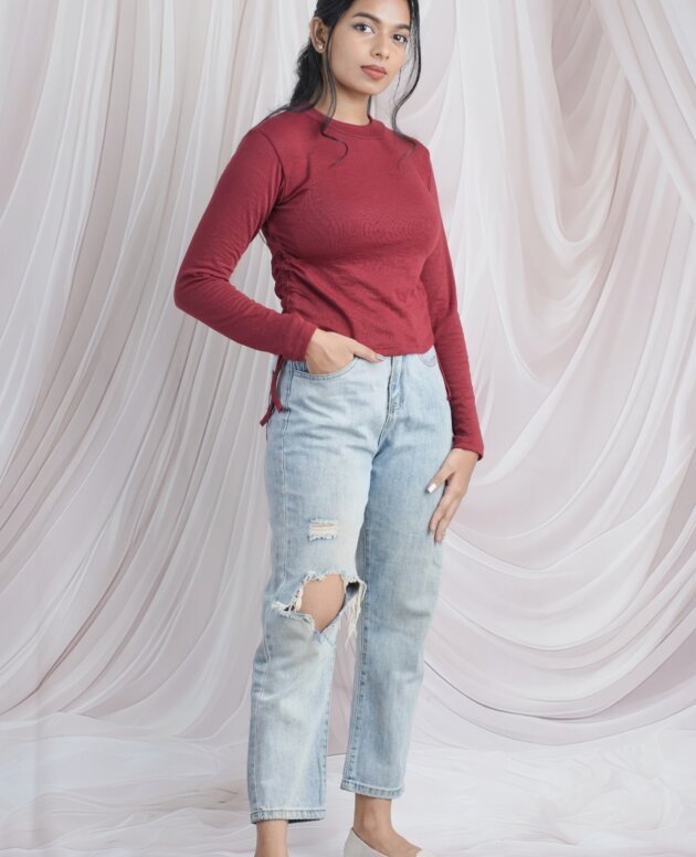Basic Side-Ruched Long Sleeve Top In Maroon